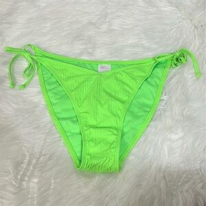 ⭐️NWOT Women's Bikini Bottom
